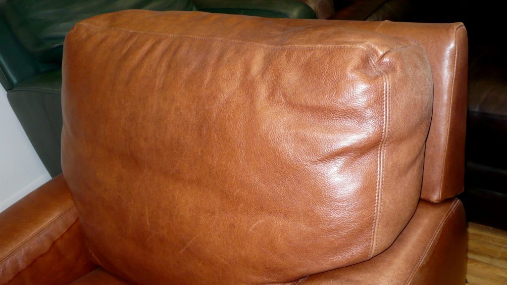 A Guide to Different Types of Leather Finishing – Poshéle